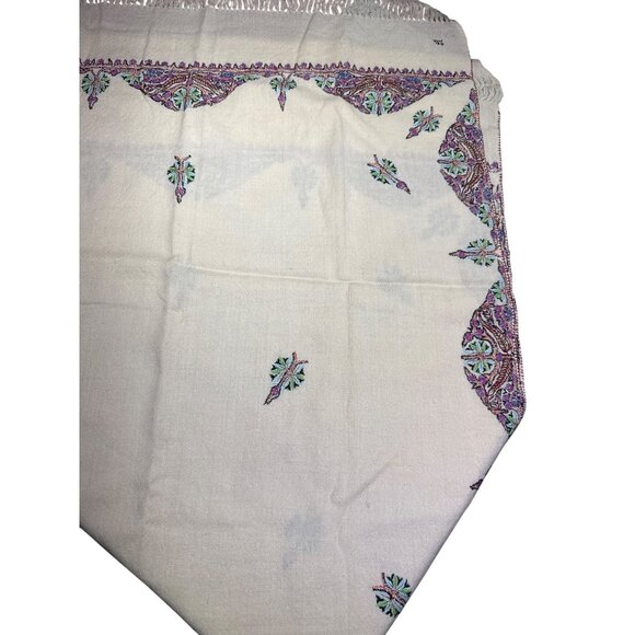 Hand-Embroidered Kashmiri Pashmina Shawl - Cream Wool With Silk Thread Floral Pa - Picture 8 of 12